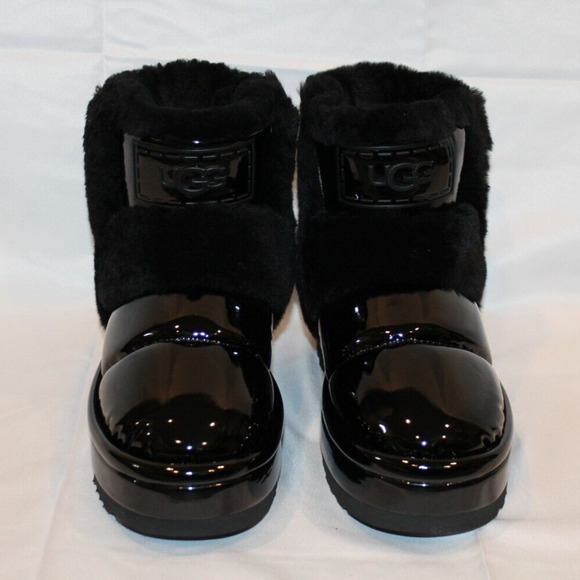 UGG CLASSIC CHILLAPEAK SHINE BLACK SPILL SEAM PLATFORM BOOTS - Picture 7 of 10